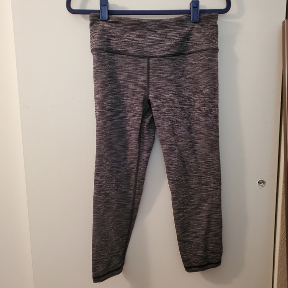 Victoria's Secret Sport | Black Marl Knockout Capri - Picture 1 of 6